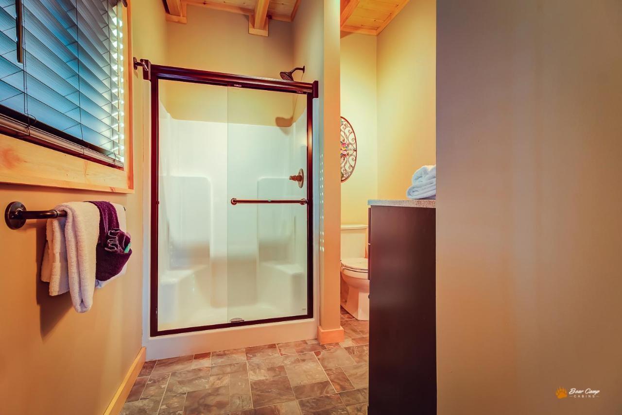 Majestic View Lodge, Amazing Views, Hot Tub, 1089 Free Tickets Each Paid Day, Dollywood And More Гатлінбург Екстер'єр фото