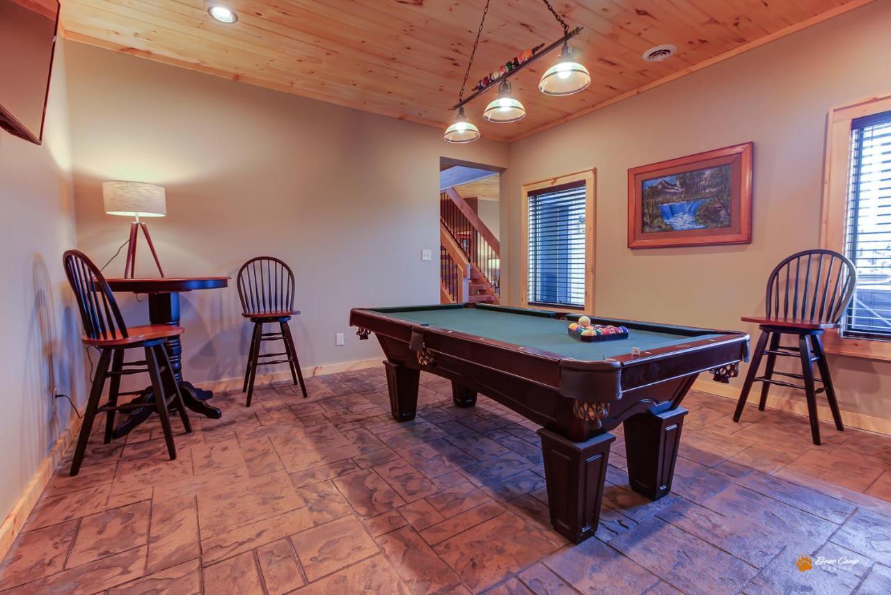 Majestic View Lodge, Amazing Views, Hot Tub, 1089 Free Tickets Each Paid Day, Dollywood And More Гатлінбург Екстер'єр фото
