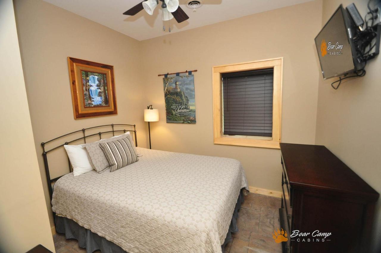 Majestic View Lodge, Amazing Views, Hot Tub, 1089 Free Tickets Each Paid Day, Dollywood And More Гатлінбург Екстер'єр фото