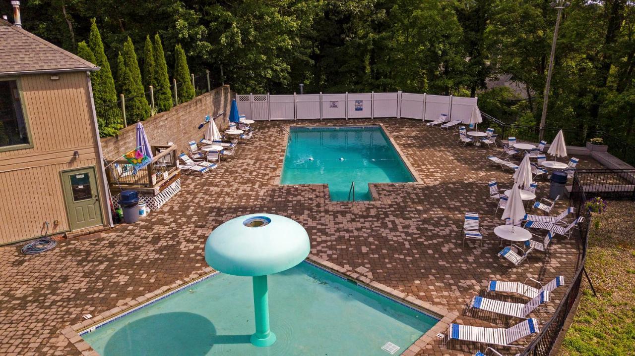 Majestic View Lodge, Amazing Views, Hot Tub, 1089 Free Tickets Each Paid Day, Dollywood And More Гатлінбург Екстер'єр фото